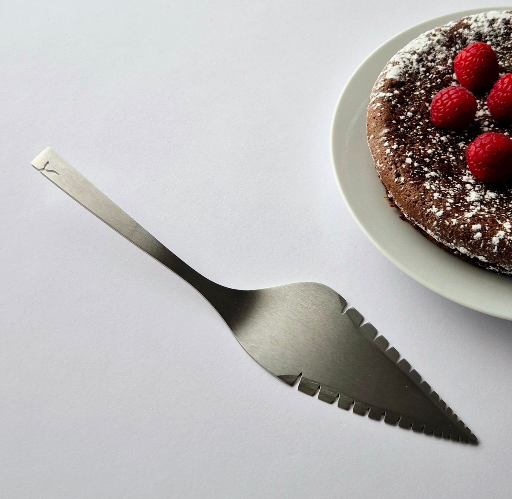 Cake server, stainless steel. Handcrafted in Finland. – Latimeria ...